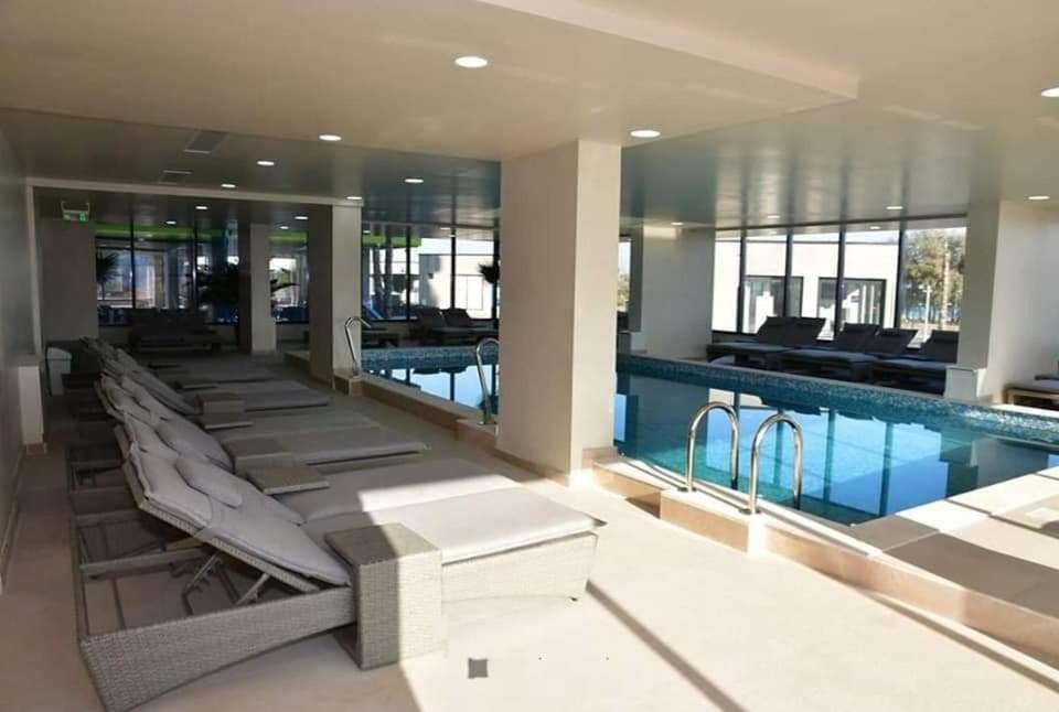 Sensation Alezzi Apartment Pool&Spa Resort Нэводари Экстерьер фото